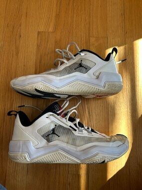 Jordan Men’s White Basketball Shoes with Black & Red Accents